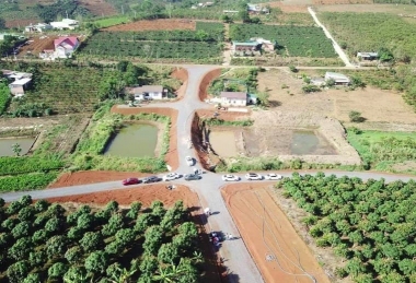 Cần bán đất đường Nguyễn Thái Bình 135m2 100% thổ cư SHR XD ...