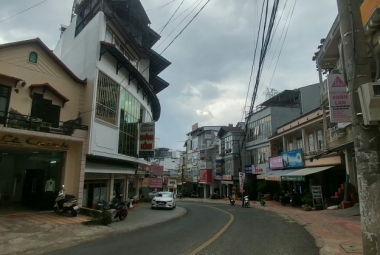 can ban gap lo dat lien ke ngay trung tam phuong 1 da lat dien tich 129m2 gia 30 ty